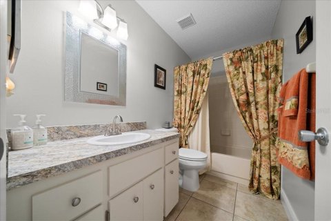 House in Ocala, Florida 2 bedrooms, 127.18 sq.m. № 2150635 - photo 25