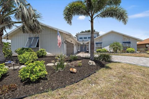 Casa en venta en Osprey, Florida, 3 dormitorios, 248.61 m2 № 1673076 - foto 2