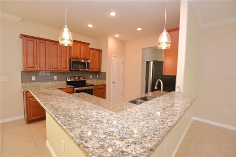 Casa en venta en Brandon, Florida, 3 dormitorios, 152.08 m2 № 1831291 - foto 9