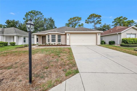 House in Summerfield, Florida 2 bedrooms, 138.24 sq.m. № 2148020 - photo 30