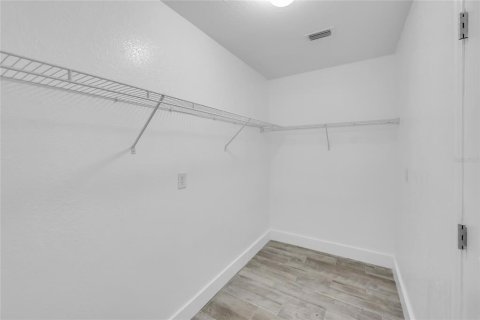 House in Summerfield, Florida 2 bedrooms, 138.24 sq.m. № 2148020 - photo 19
