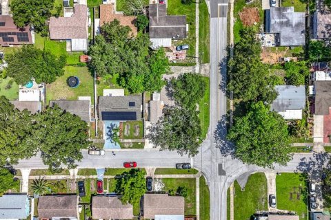 House in Pinellas Park, Florida 3 bedrooms, 99.03 sq.m. № 1835174 - photo 7