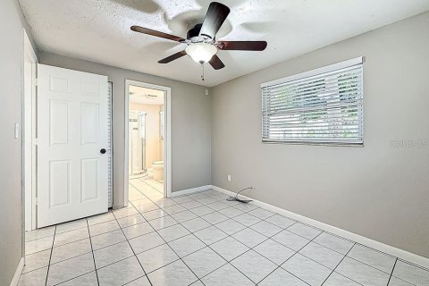 House in Pinellas Park, Florida 3 bedrooms, 99.03 sq.m. № 1835174 - photo 25