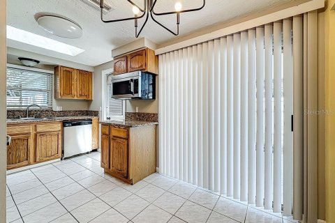 House in Pinellas Park, Florida 3 bedrooms, 99.03 sq.m. № 1835174 - photo 22