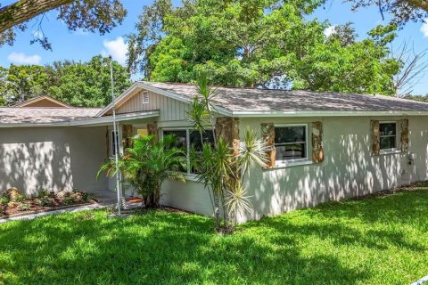 House in Pinellas Park, Florida 3 bedrooms, 99.03 sq.m. № 1835174 - photo 4