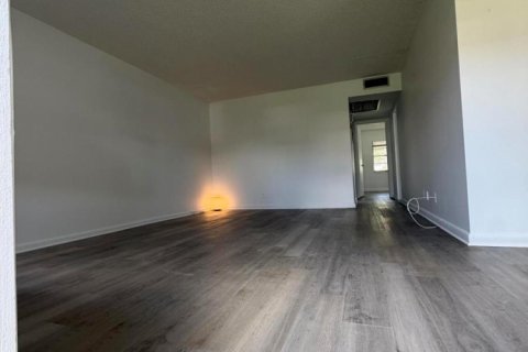 Condo in Boca Raton, Florida, 2 bedrooms № 2247226 - photo 6