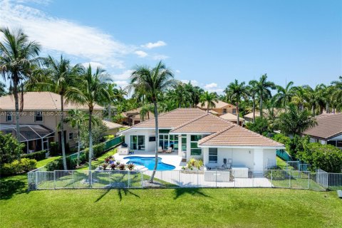 Villa ou maison à vendre à Weston, Floride: 5 chambres, 277.96 m2 № 2075366 - photo 29