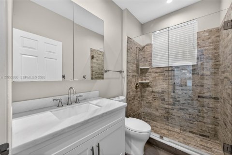 Villa ou maison à vendre à Weston, Floride: 5 chambres, 277.96 m2 № 2075366 - photo 22