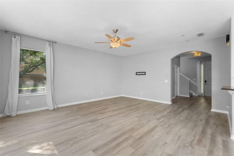 House in Winter Garden, Florida 4 bedrooms, 245.82 sq.m. № 1746499 - photo 8