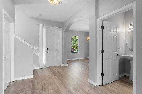 House in Winter Garden, Florida 4 bedrooms, 245.82 sq.m. № 1746499 - photo 6