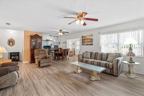 Condominio en venta en Sun City Center, Florida, 2 dormitorios, 125.33 m2 № 1765262 - foto 12