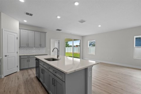 Casa en venta en Ocala, Florida, 4 dormitorios, 184.88 m2 № 1911539 - foto 5