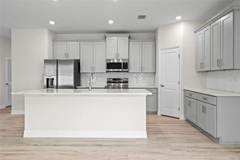 Casa en venta en Ocala, Florida, 4 dormitorios, 184.88 m2 № 1911539 - foto 4