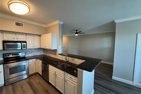 Copropriété à vendre à Tampa, Floride: 2 chambres, 106.47 m2 № 2097797 - photo 7