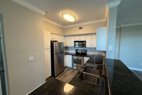 Copropriété à vendre à Tampa, Floride: 2 chambres, 106.47 m2 № 2097797 - photo 6