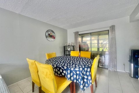 Touwnhouse à vendre à Seminole, Floride: 3 chambres, 124.02 m2 № 1914310 - photo 9