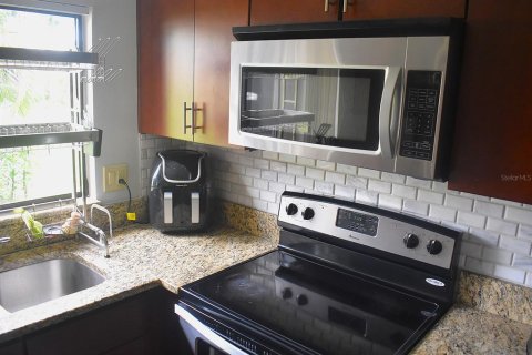 Touwnhouse à vendre à Seminole, Floride: 3 chambres, 124.02 m2 № 1914310 - photo 13