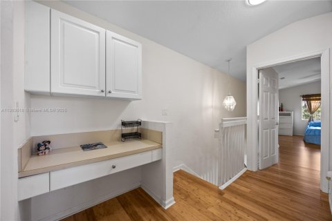 Townhouse in Miramar, Florida 3 bedrooms, 147.34 sq.m. № 1963717 - photo 18