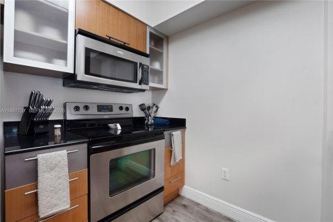 Copropriété à louer à Miami, Floride: 1 chambre, 76.64 m2 № 2091322 - photo 10