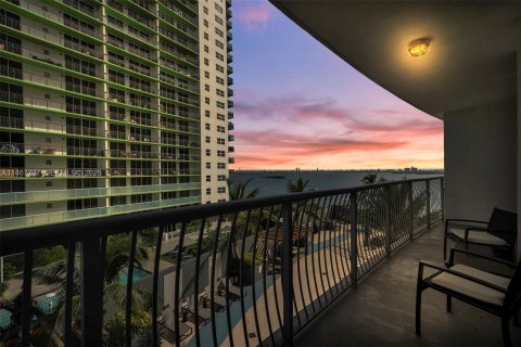 Copropriété à louer à Miami, Floride: 1 chambre, 76.64 m2 № 2091322 - photo 5