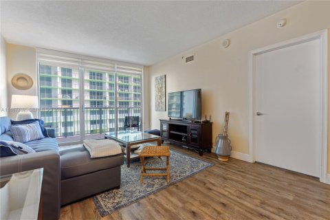 Copropriété à louer à Miami, Floride: 1 chambre, 76.64 m2 № 2091322 - photo 20