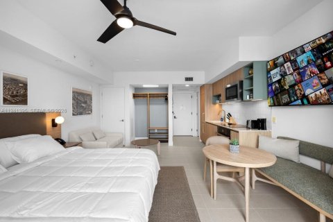 Купить кондоминиум в Майами, Флорида 34.1м2, № 1998592 - фото 16