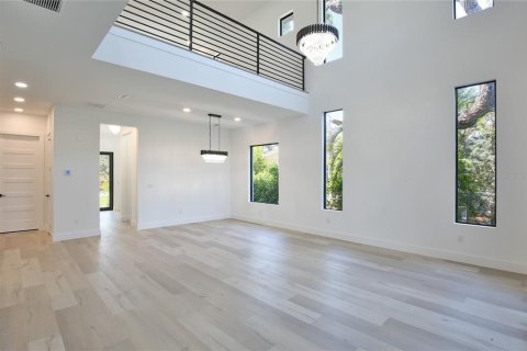 House in Sarasota, Florida 4 bedrooms, 296.45 sq.m. № 1688239 - photo 14