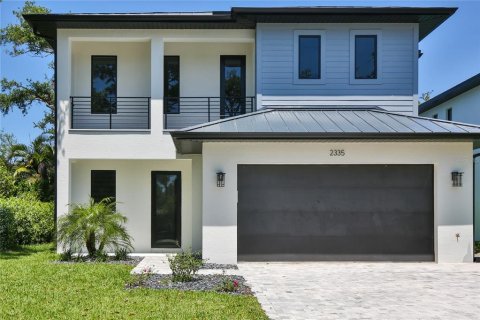 House in Sarasota, Florida 4 bedrooms, 296.45 sq.m. № 1688239 - photo 2