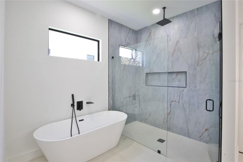 House in Sarasota, Florida 4 bedrooms, 296.45 sq.m. № 1688239 - photo 26