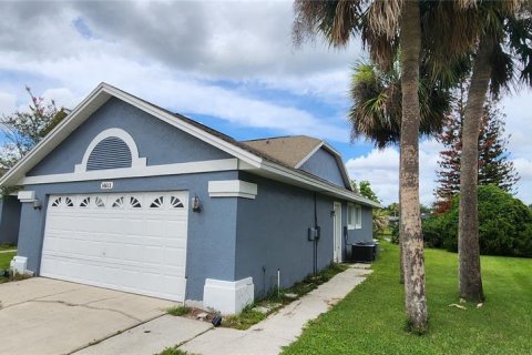 Casa en venta en Orlando, Florida, 4 dormitorios, 293.01 m2 № 2101663 - foto 3