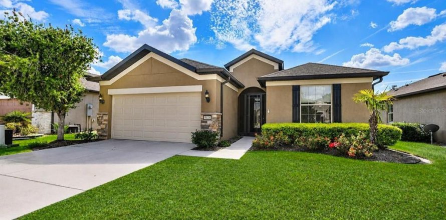 Villa ou maison à Ocala, Floride 2 chambres, 177.07 m2 № 2405383