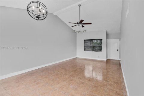 Townhouse in Plantation, Florida 3 bedrooms, 150.87 sq.m. № 2074974 - photo 11