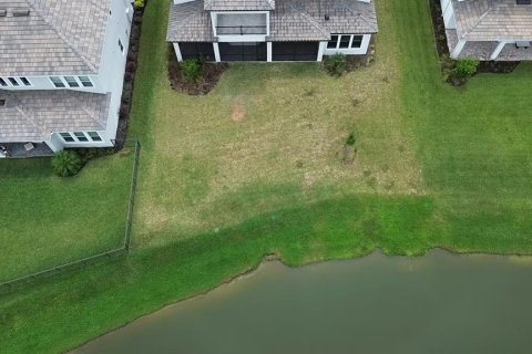 Casa en alquiler en Wesley Chapel, Florida, 6 dormitorios, 472.97 m2 № 1913563 - foto 2