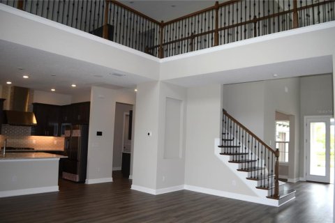 Casa en alquiler en Wesley Chapel, Florida, 6 dormitorios, 472.97 m2 № 1913563 - foto 3