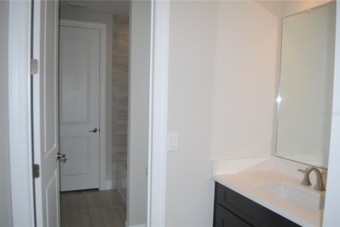 Casa en alquiler en Wesley Chapel, Florida, 6 dormitorios, 472.97 m2 № 1913563 - foto 27