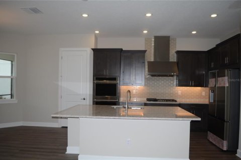 Casa en alquiler en Wesley Chapel, Florida, 6 dormitorios, 472.97 m2 № 1913563 - foto 6