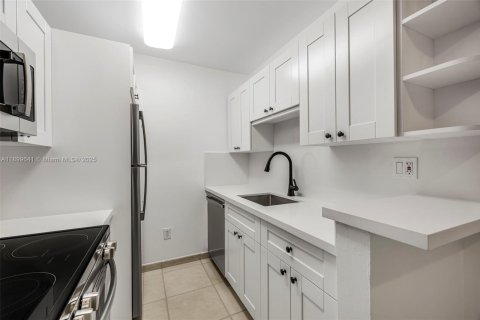 Copropriété à vendre à Miami, Floride: 1 chambre, 57.13 m2 № 1953651 - photo 5