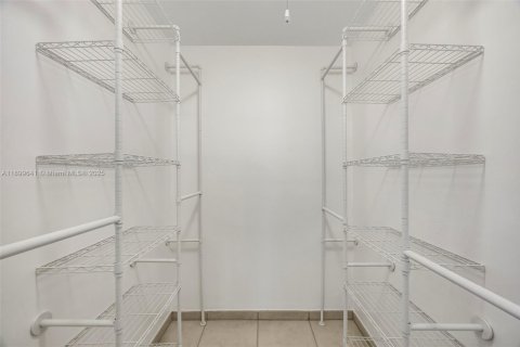 Copropriété à vendre à Miami, Floride: 1 chambre, 57.13 m2 № 1953651 - photo 18