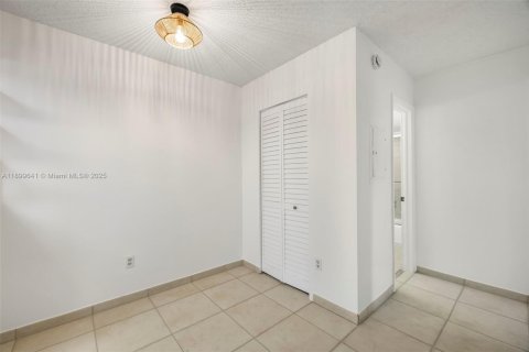 Copropriété à vendre à Miami, Floride: 1 chambre, 57.13 m2 № 1953651 - photo 13