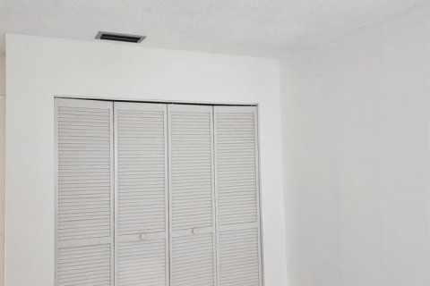 Adosado en venta en West Palm Beach, Florida, 3 dormitorios, 135.27 m2 № 2280733 - foto 21