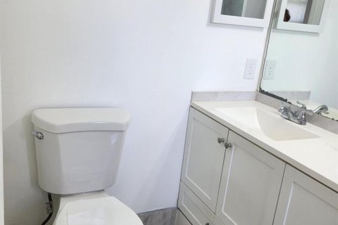 Adosado en venta en West Palm Beach, Florida, 3 dormitorios, 135.27 m2 № 2280733 - foto 15
