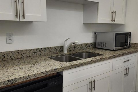 Adosado en venta en West Palm Beach, Florida, 3 dormitorios, 135.27 m2 № 2280733 - foto 10