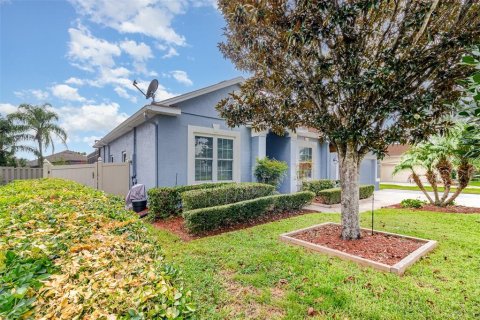 House in Oviedo, Florida 4 bedrooms, 187.11 sq.m. № 1844424 - photo 4