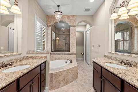 House in Palm Coast, Florida 3 bedrooms, 281.68 sq.m. № 1666065 - photo 24