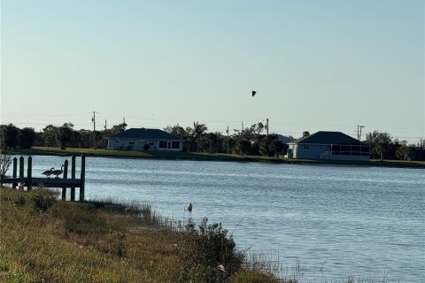 Terreno en venta en Placida, Florida № 1520197 - foto 6