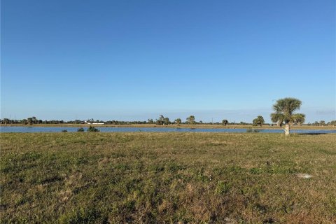 Terreno en venta en Placida, Florida № 1520197 - foto 5
