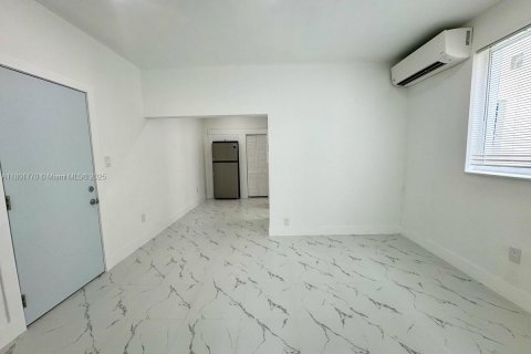 Appartement à louer à Miami, Floride: 1 chambre, 51.1 m2 № 1715389 - photo 9