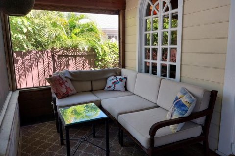House in Sarasota, Florida 3 bedrooms, 102.84 sq.m. № 1537313 - photo 23