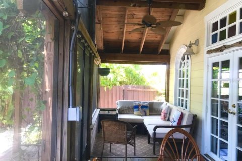 House in Sarasota, Florida 3 bedrooms, 102.84 sq.m. № 1537313 - photo 24