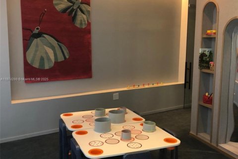 Купить кондоминиум в Майами, Флорида 1 спальня, 77.85м2, № 2036854 - фото 28